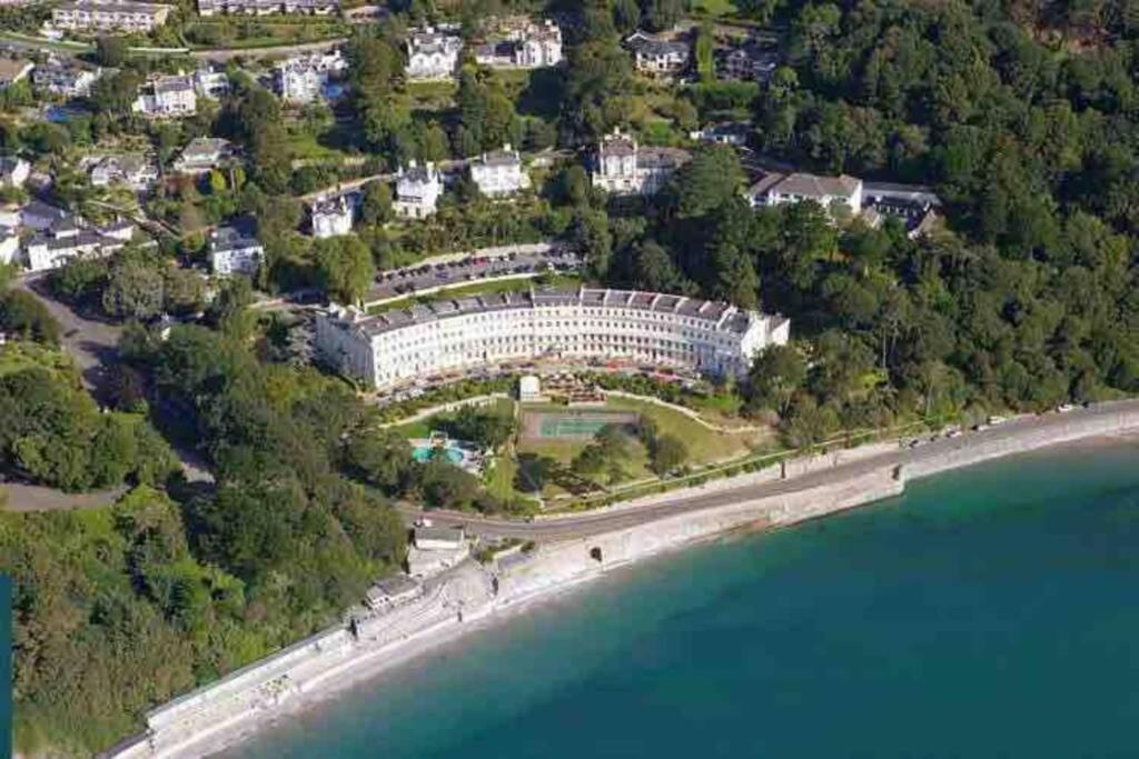 **Sunny And Bright, Thatchers Rock One Bed Beach Front Apartment*** Torquay Exteriér fotografie